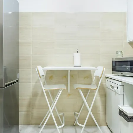 Solmar House 게스트하우스 *